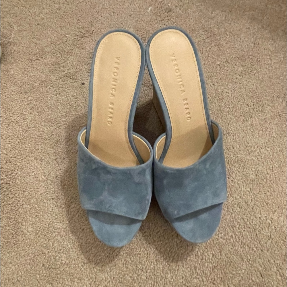 Veronica beard. Blue suede size 5.5 new with sticker